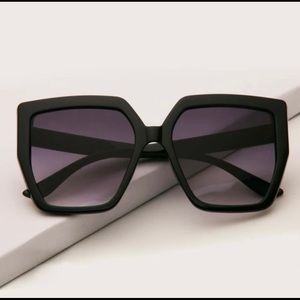 NWT Black Square Oversized Sunglasses